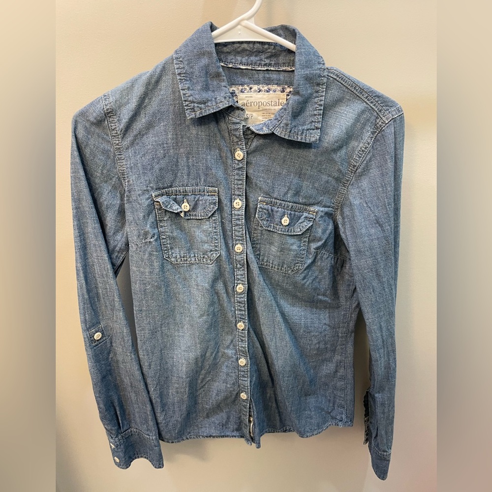 AEROPOSTALE Chambray Denim Button Up